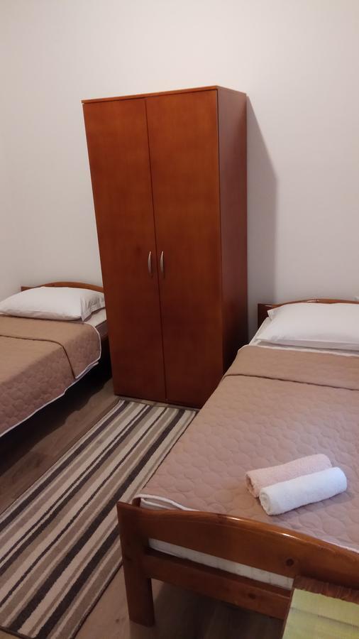 Apartments Papan Petrovac Exterior foto