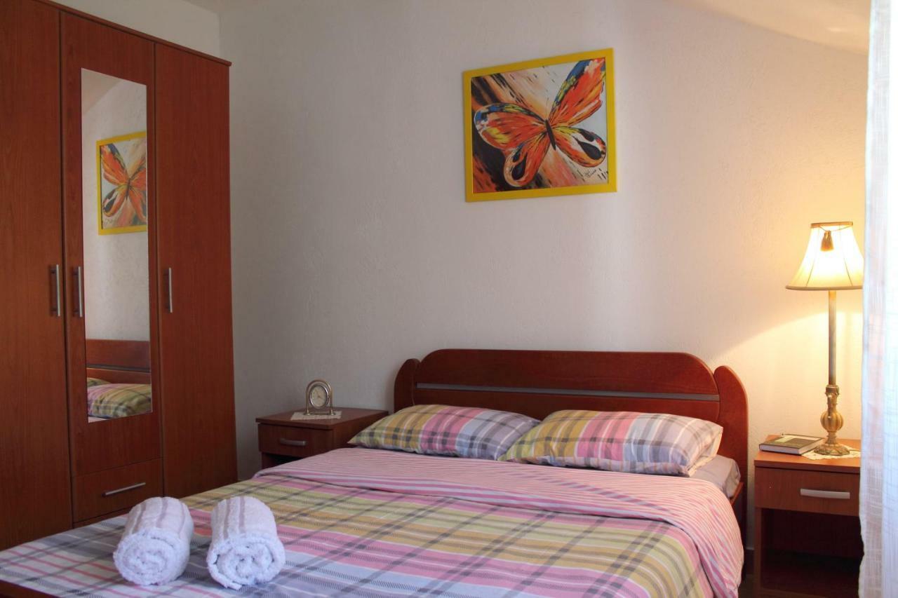 Apartments Papan Petrovac Exterior foto